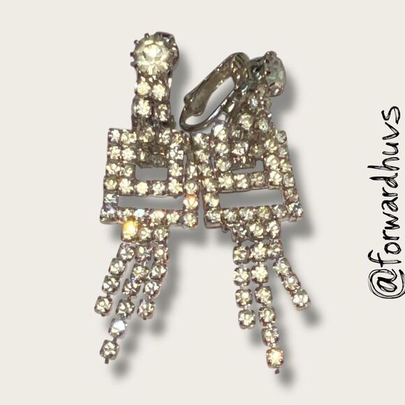 Vintage Clip-On Earrings – Reminiscent of 1950s Hollywood Glamour - Picture 8 of 10